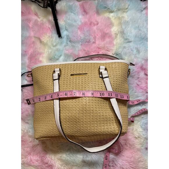 Steve Madden Straw Tote Natural White Crossbody Bag EUC - Picture 3 of 15